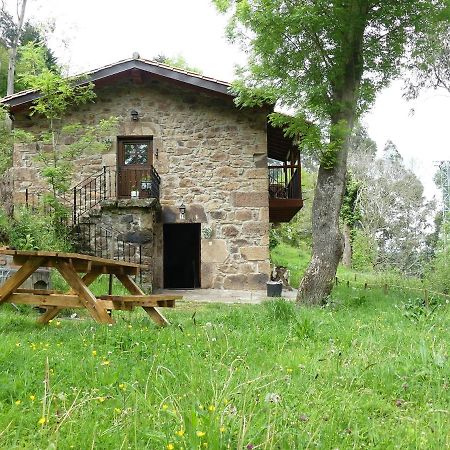 Cabana Pasiega Las Lugas Льерганес Экстерьер фото